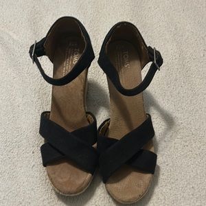 Tom’s Wedge sandals - Size 7.5